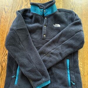 The North Face Black and Teal Fleece Pullover
